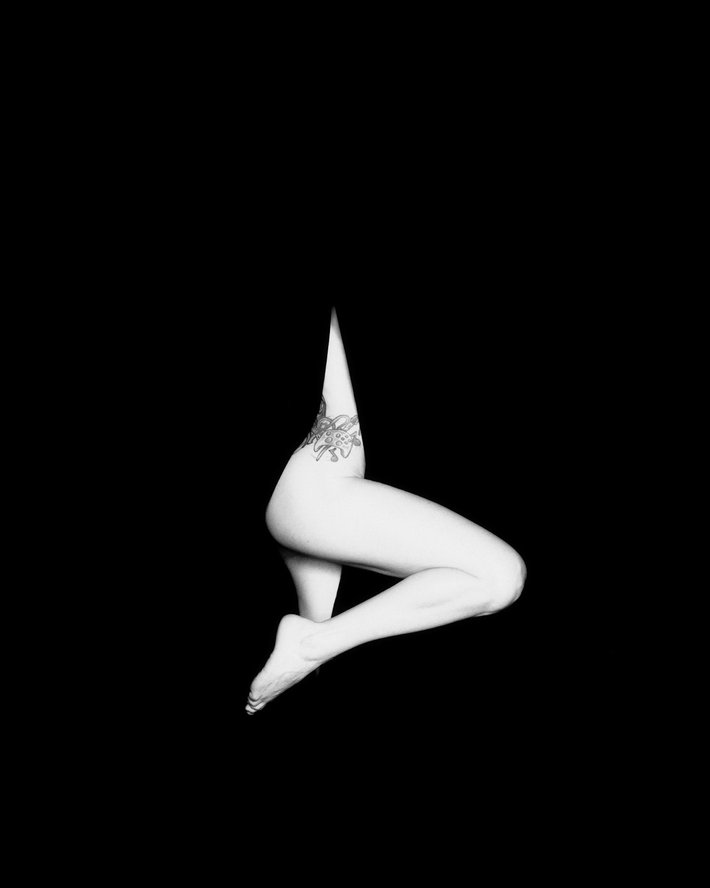 Splinter — black and white nude figure study, Void series, fine art photography print by Kofi Amoa